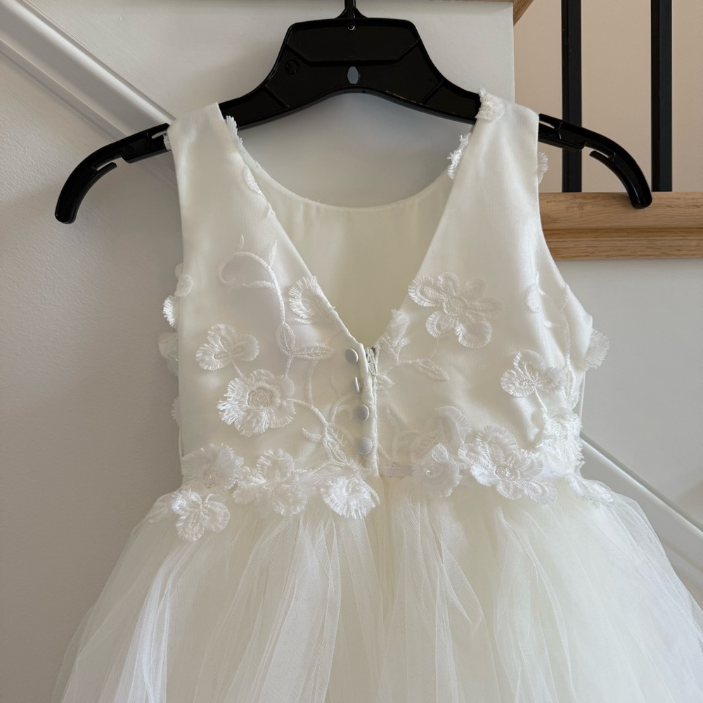 Rosebuds Flower Girl Dress with Detachable Butterfly Train, Size 6 - Picture 7 of 13